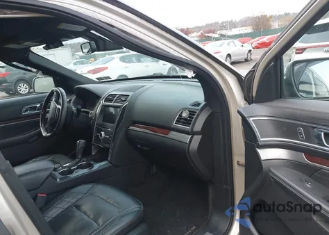 2017 Ford Explorer Platinum из США, поврежденный, VIN 1FM5K8HT1HGD51155